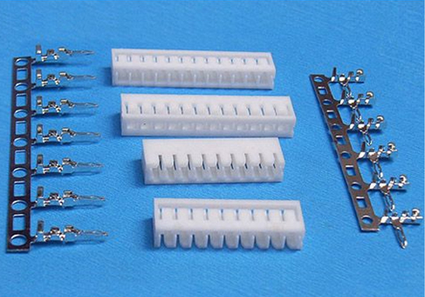 GS High-Performance Injection Molding Machines (220~280T)